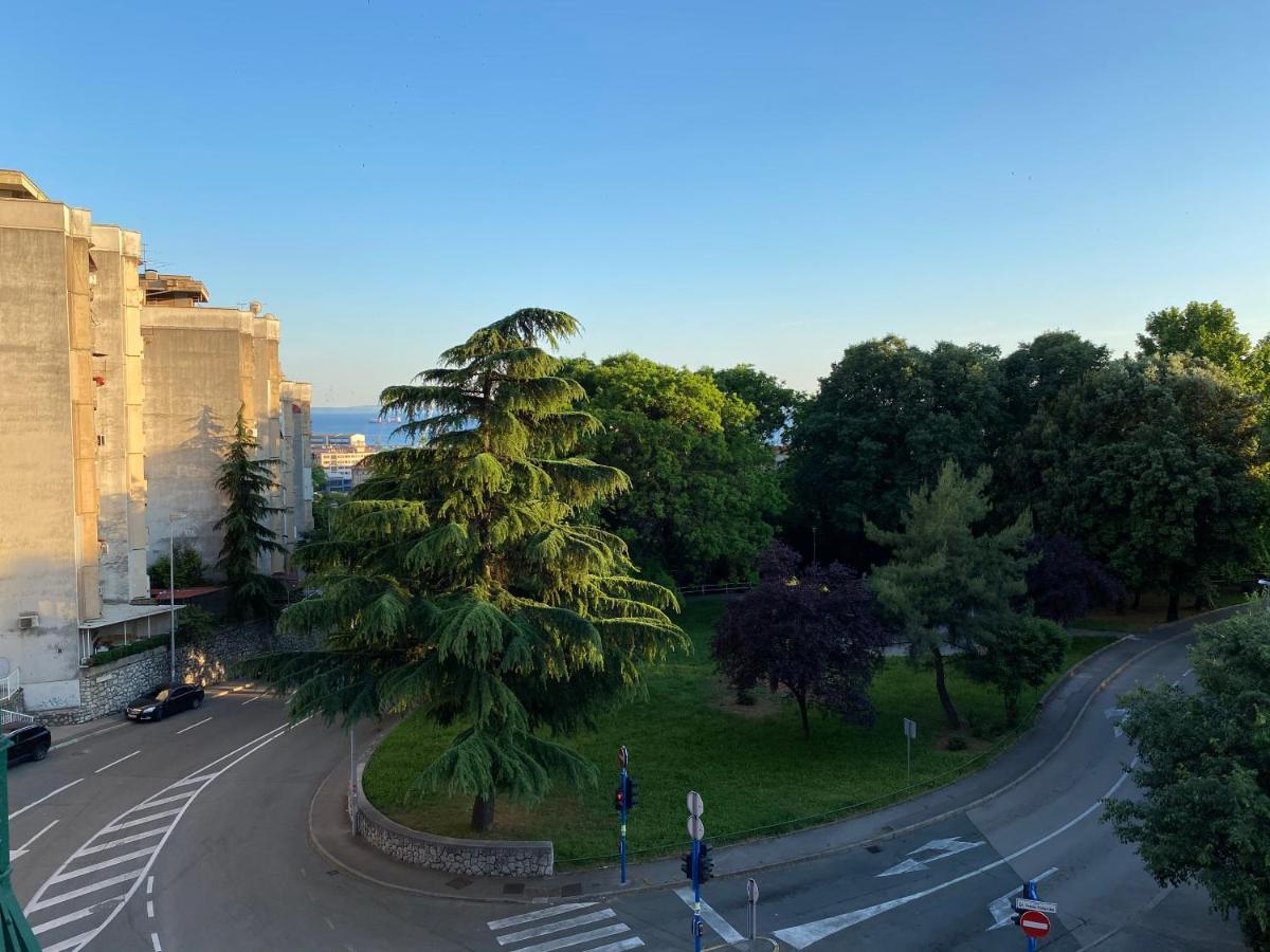 Bright Apartment 45M2 - Free Parking - Wifi Rijeka Exteriör bild