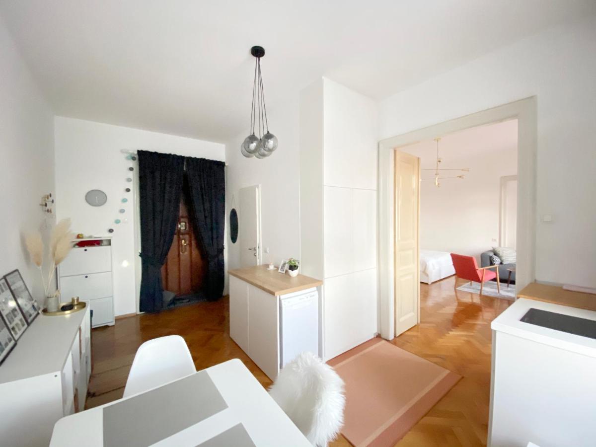 Bright Apartment 45M2 - Free Parking - Wifi Rijeka Exteriör bild